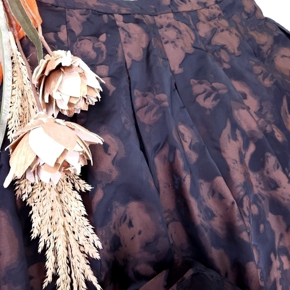 New Talbots Black Brown Floral Skirt Sz 4P - Picture 7 of 13